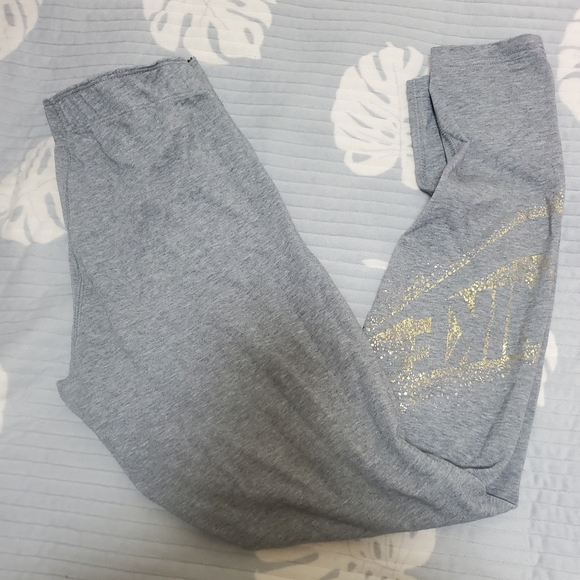 Nike Legging - Picture 1 of 3
